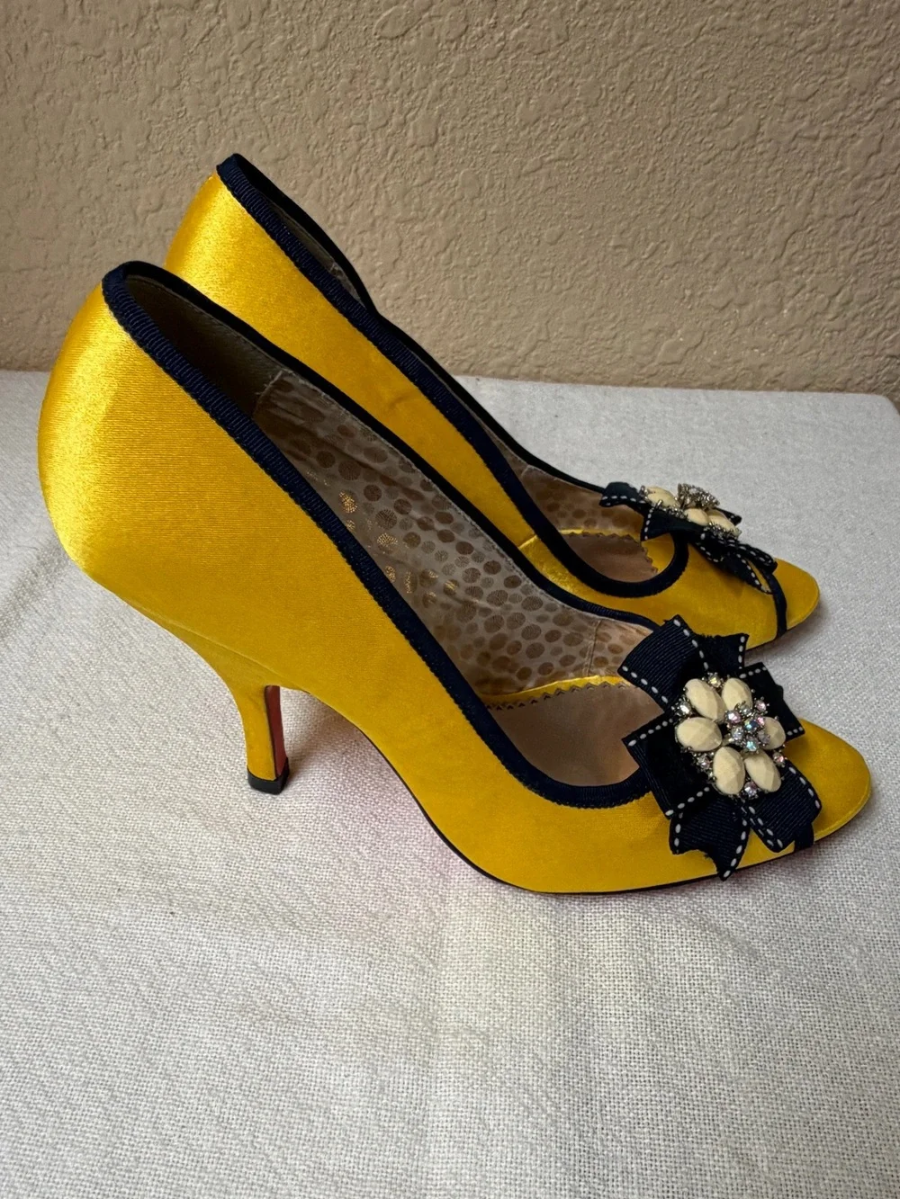 4/$20 Poetic License Yellow Satin Peep-Toe Heels w/ Black Trim and Floral Jewel